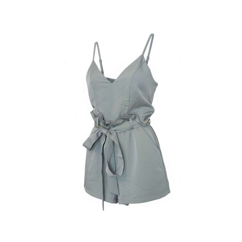 NWOT Windsor Jetset Life V-Neck Sleeveless‎ Paper Bag Romper Sage Size Small